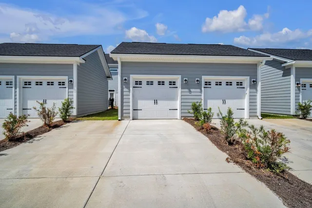 $2,500 | 613 Southview Lane, Summerville, SC 29486