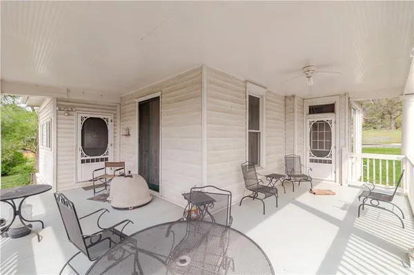 $335,000 | 1100 Santa Fe Street, Atchison, KS 66002