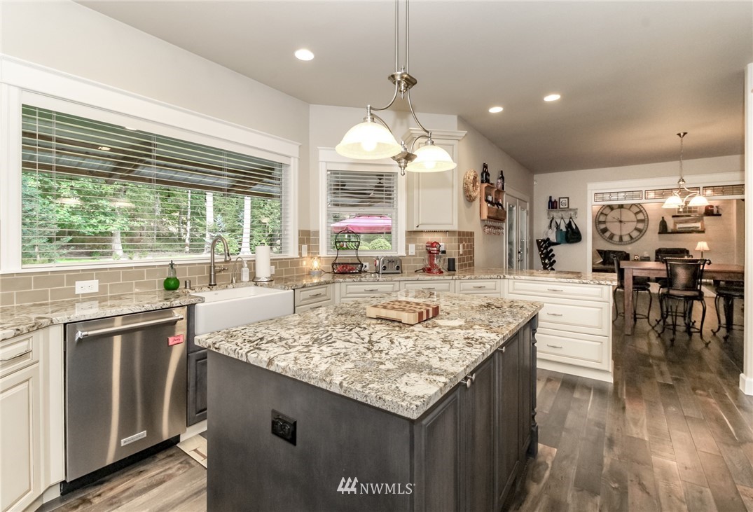 10725 Clark Road Southeast Yelm, WA 98597 - Photo 12 of 40 Gallery Image 12