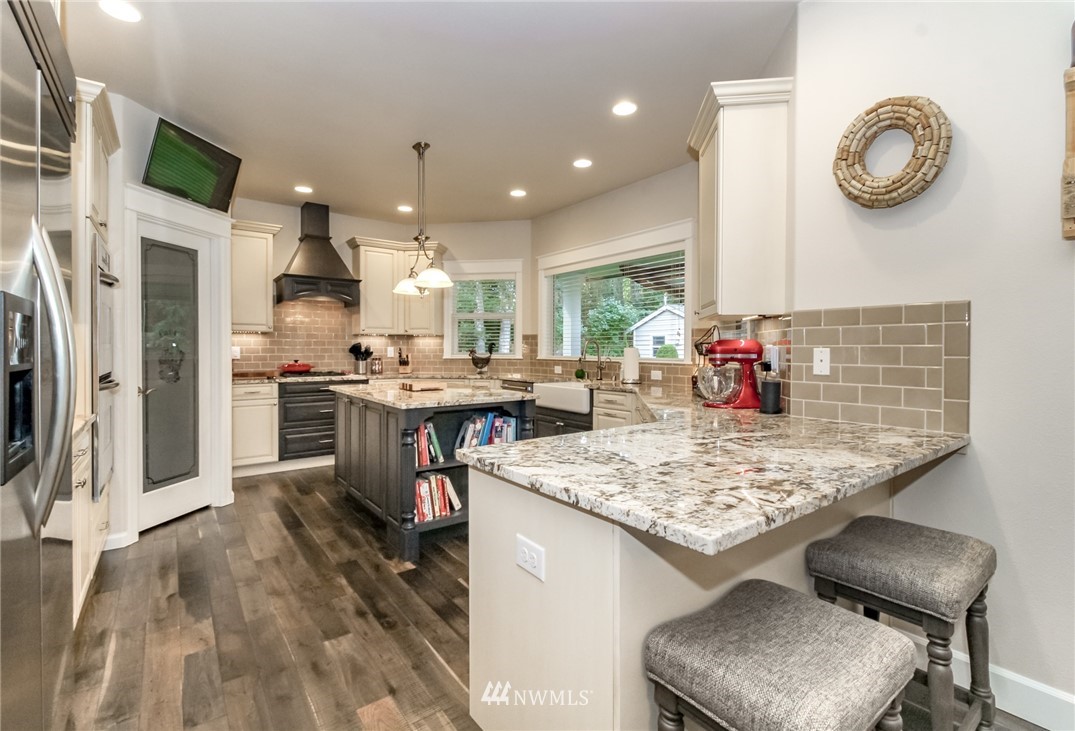 10725 Clark Road Southeast Yelm, WA 98597 - Photo 10 of 40 Gallery Image 10