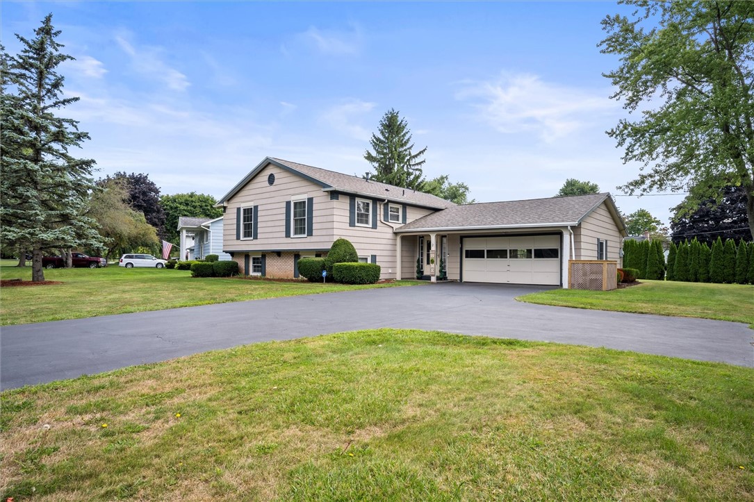 2 Gateway Road Chili, NY 14624 - Photo 1 of 1 WELCOME TO 2 GATEWAY ROAD CHILI NY 14624!