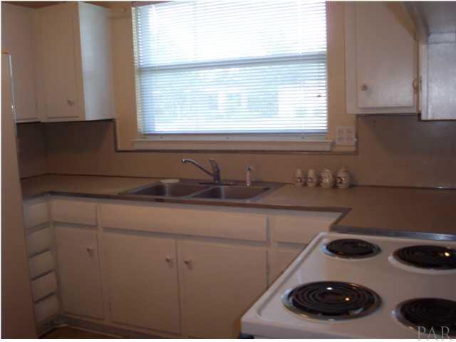 80 Stetson Road Pensacola, FL 32506 - Photo 5 of 16