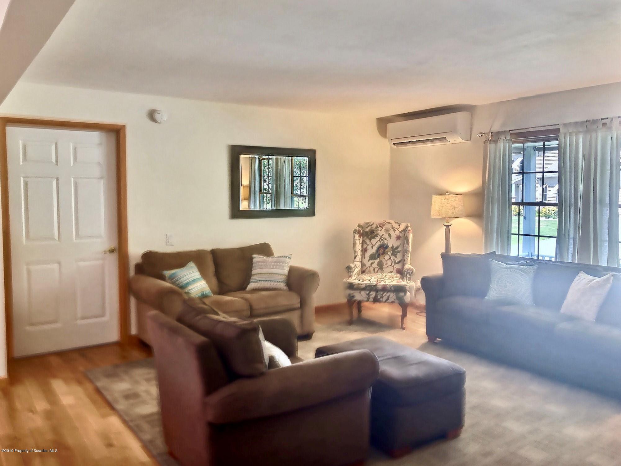 123 Grouse Hill Carbondale, PA 18407 - Photo 8 of 32 Gallery Image 8