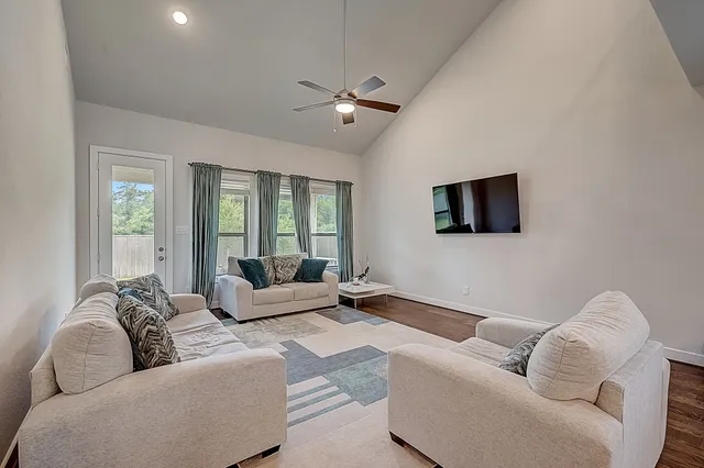 $3,700 | 101 Cedar Hammock Trail, Tomball, TX 77375