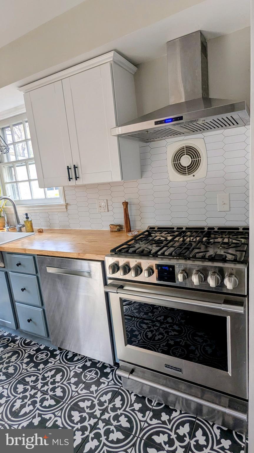 307 Valley Road Havertown, PA 19083 - Photo 25 of 52