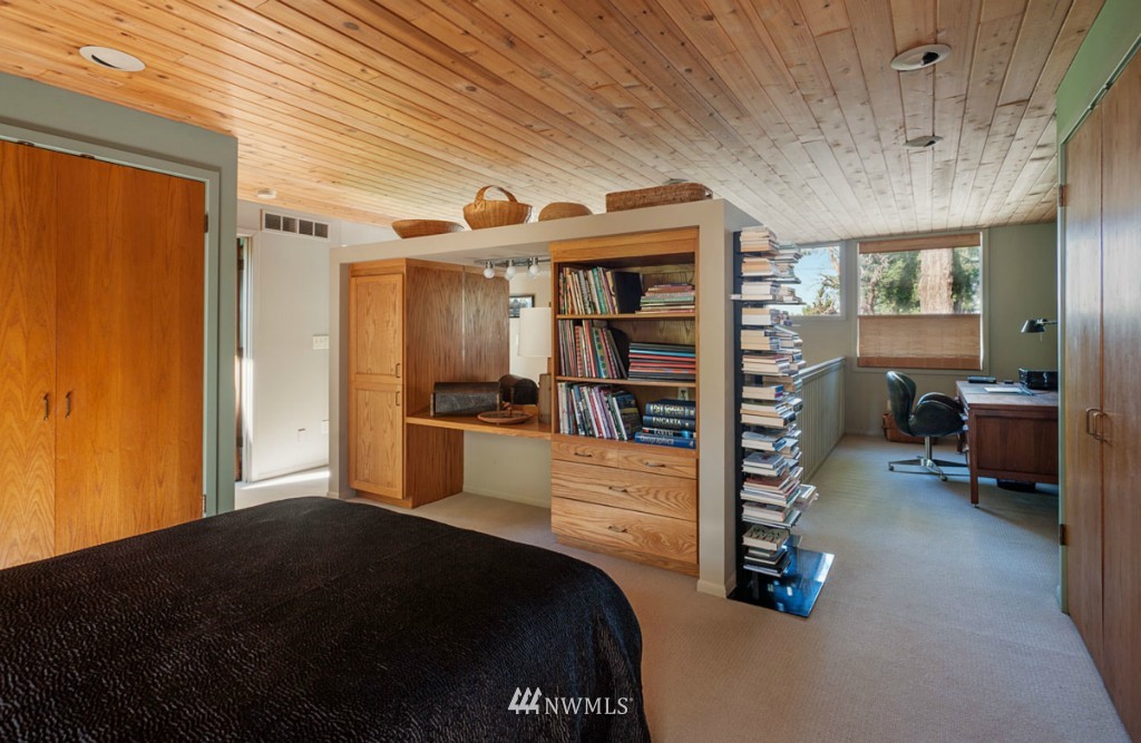 9016 Fauntleroy Way Southwest Seattle, WA 98136 - Photo 11 of 17 Gallery Image 11