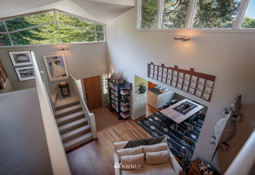 9016 Fauntleroy Way Southwest Seattle, WA 98136 - Photo 9 of 17 Gallery Image 9