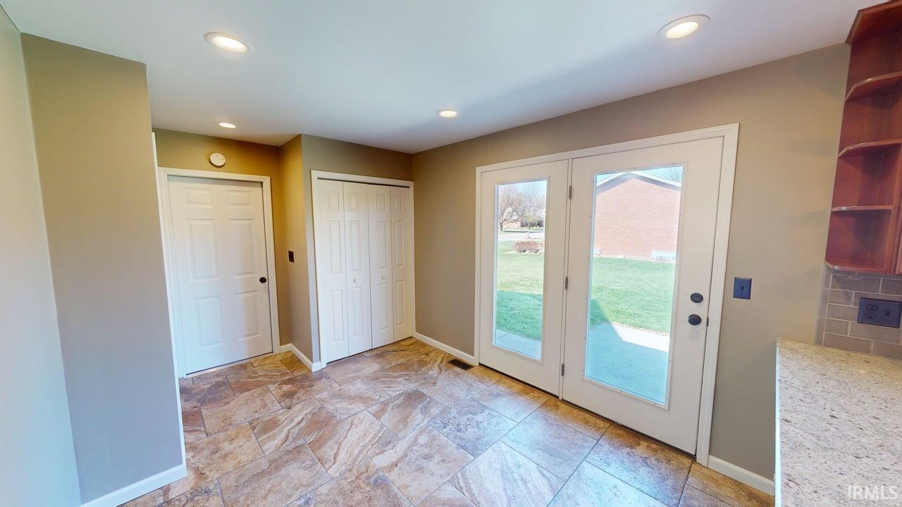 1332 West 2nd Street Jasper, IN 47546 - Photo 11 of 32