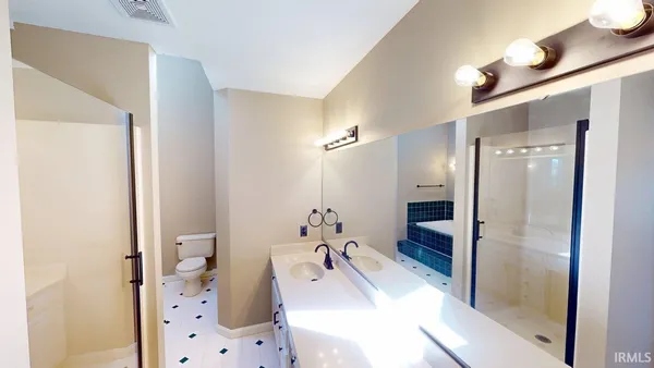 $344,700 | 1332 West 2nd Street, Jasper, IN 47546