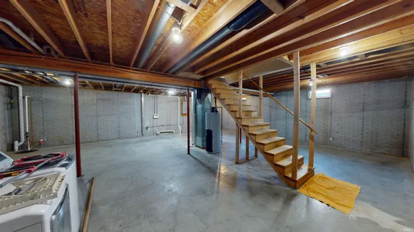 $344,700 | 1332 West 2nd Street, Jasper, IN 47546