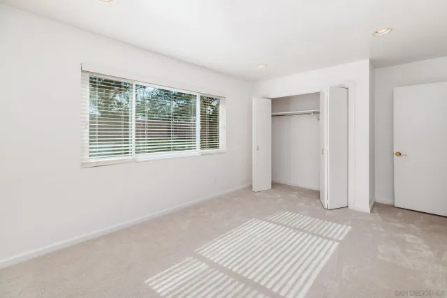 a view of a window in a room