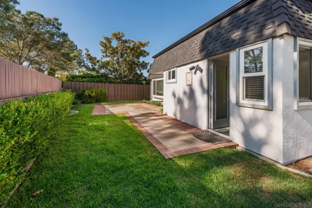 $7,466 | 8686 Cliffridge Avenue, La Jolla, CA 92037