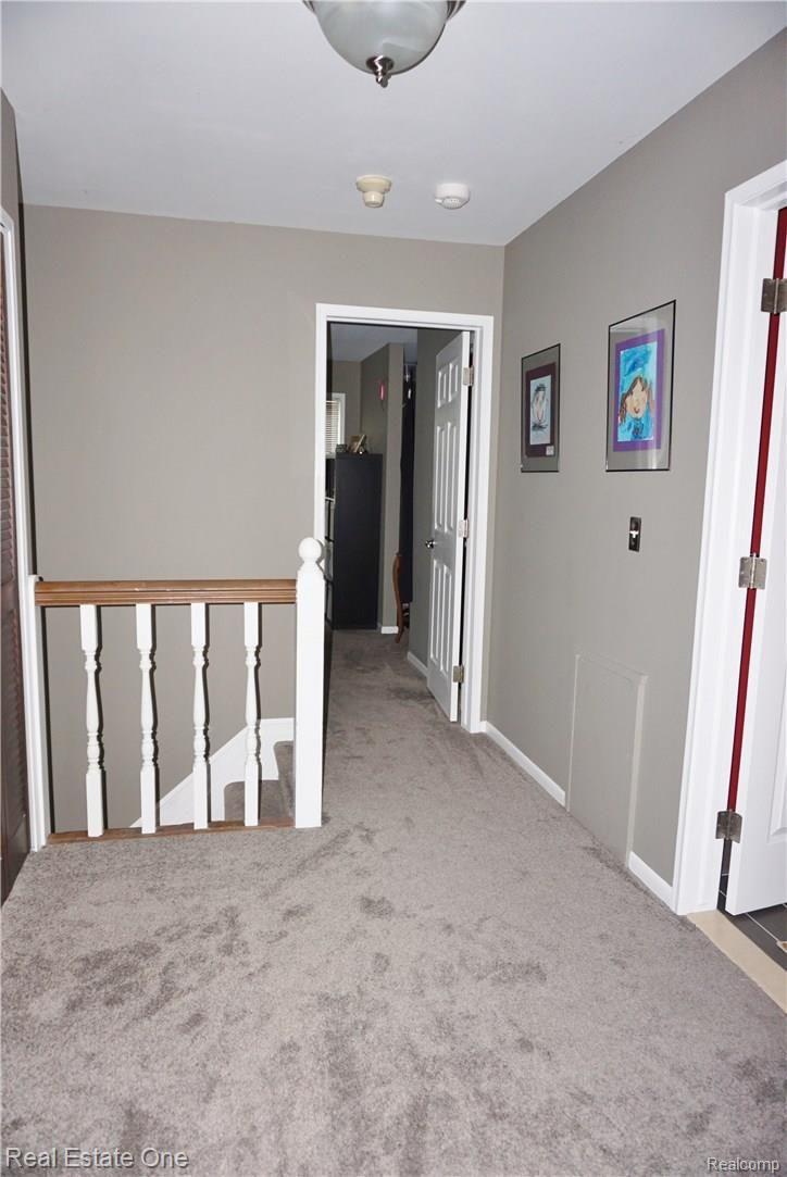 1620 Oakstone Drive Rochester, MI 48309 - Photo 15 of 32 DSC04231.JPG