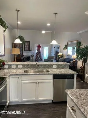 $1,800 | 1823 Fox Den Way, Unit 6, Greenville, NC 27858