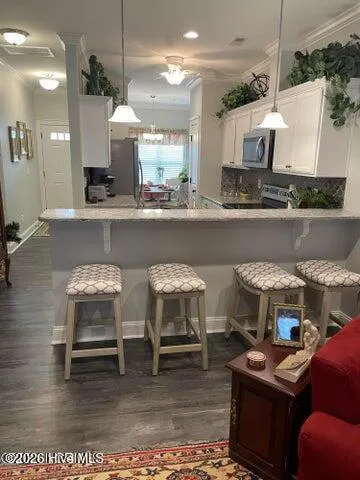 $1,800 | 1823 Fox Den Way, Unit 6, Greenville, NC 27858