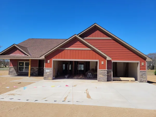 $659,900 | 19310 University Avenue, Oak Grove, MN 55011