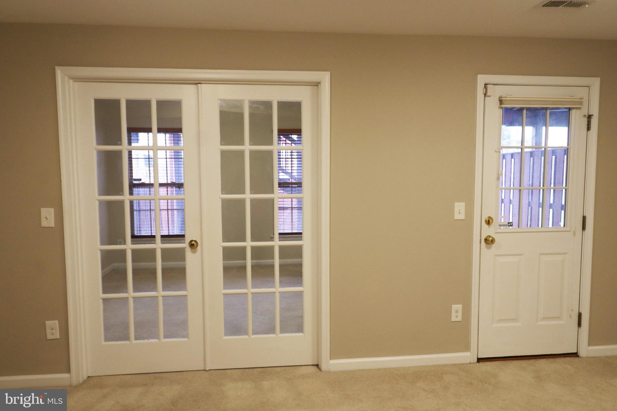 21795 Willesden Jct Terrace Sterling, VA 20166 - Photo 13 of 53 Next to Patio