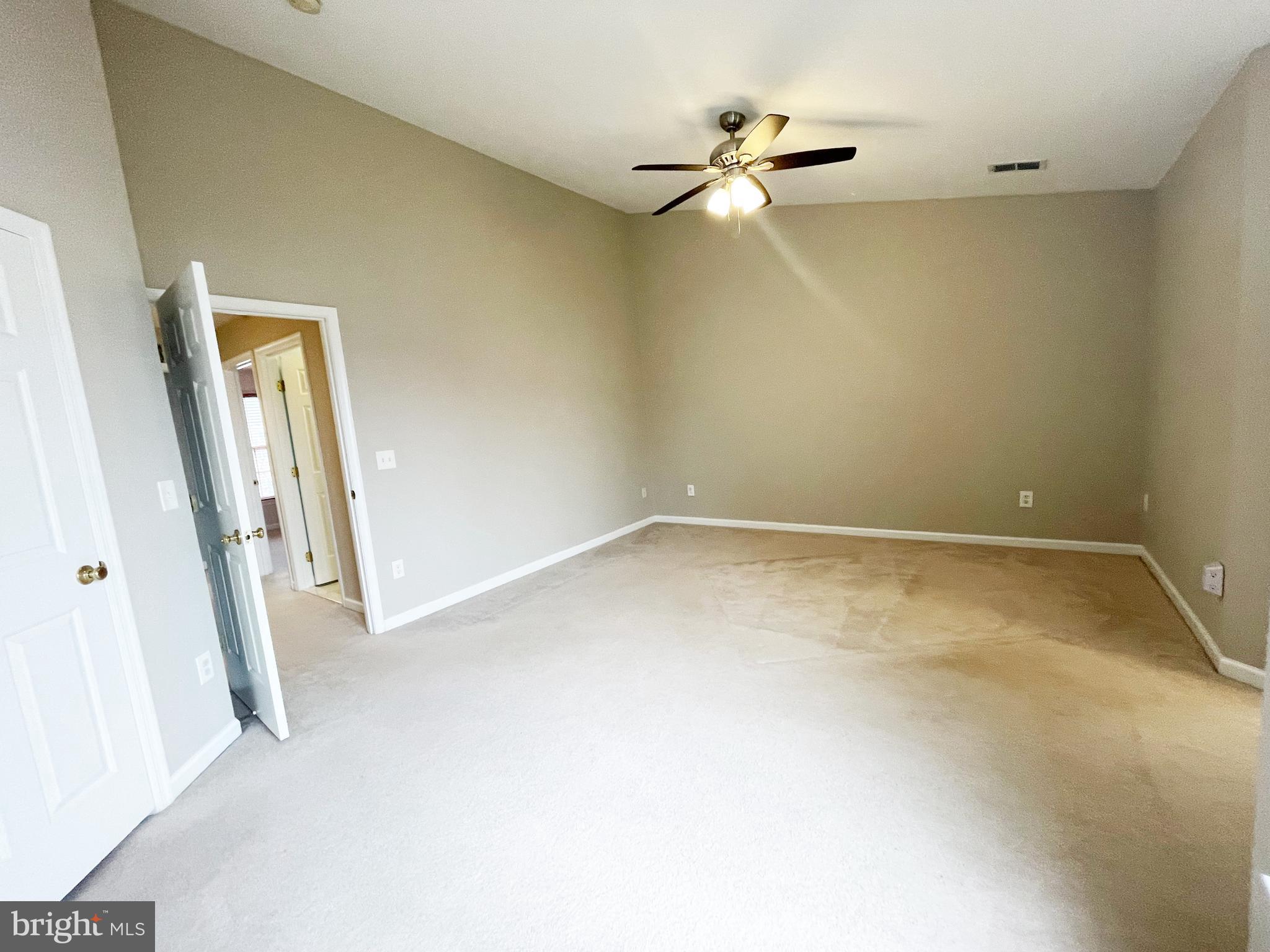 21795 Willesden Jct Terrace Sterling, VA 20166 - Photo 30 of 53 main bedroom