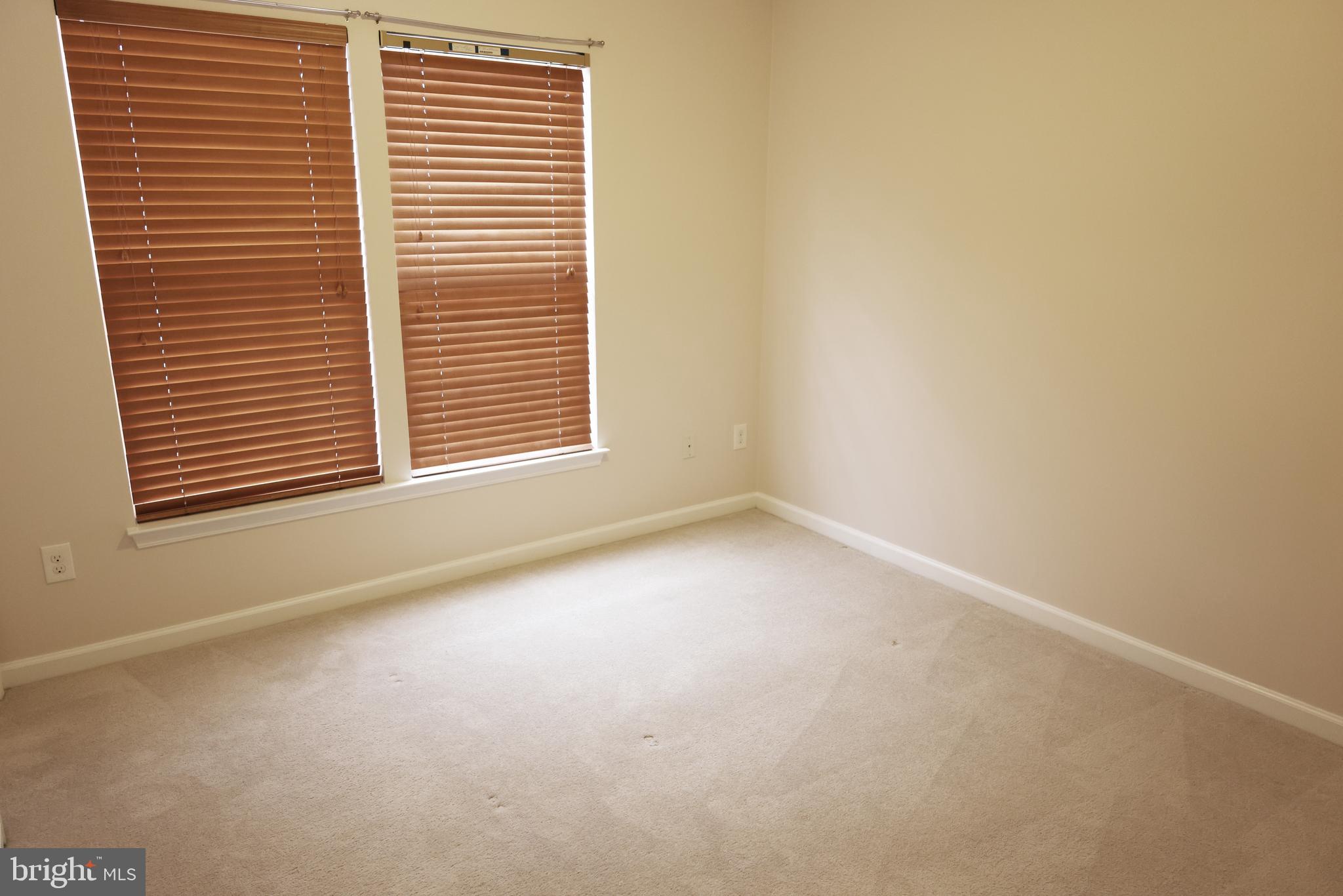 21795 Willesden Jct Terrace Sterling, VA 20166 - Photo 37 of 53 bedroom 2 of 4