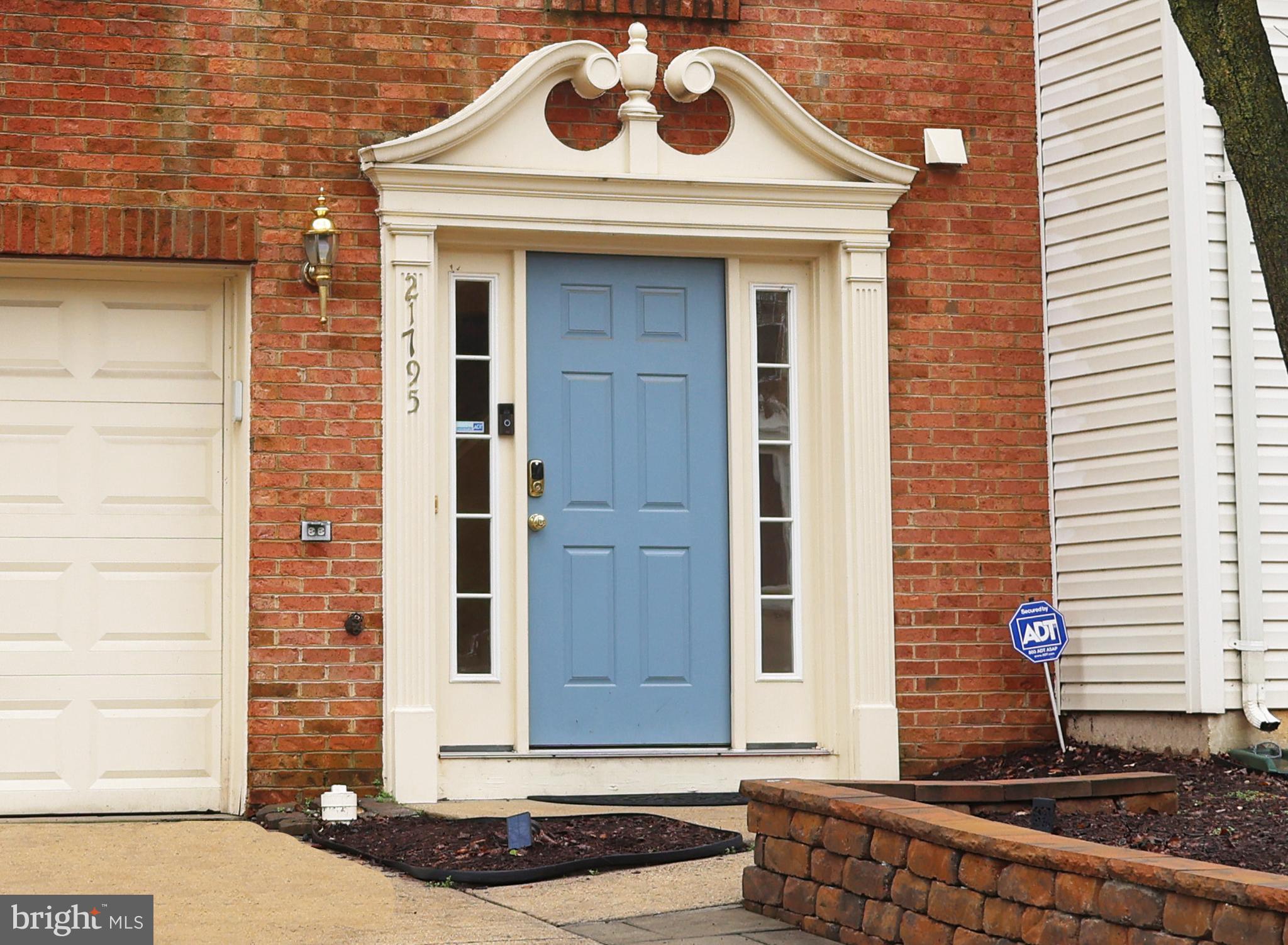 21795 Willesden Jct Terrace Sterling, VA 20166 - Photo 4 of 53 Entrance External