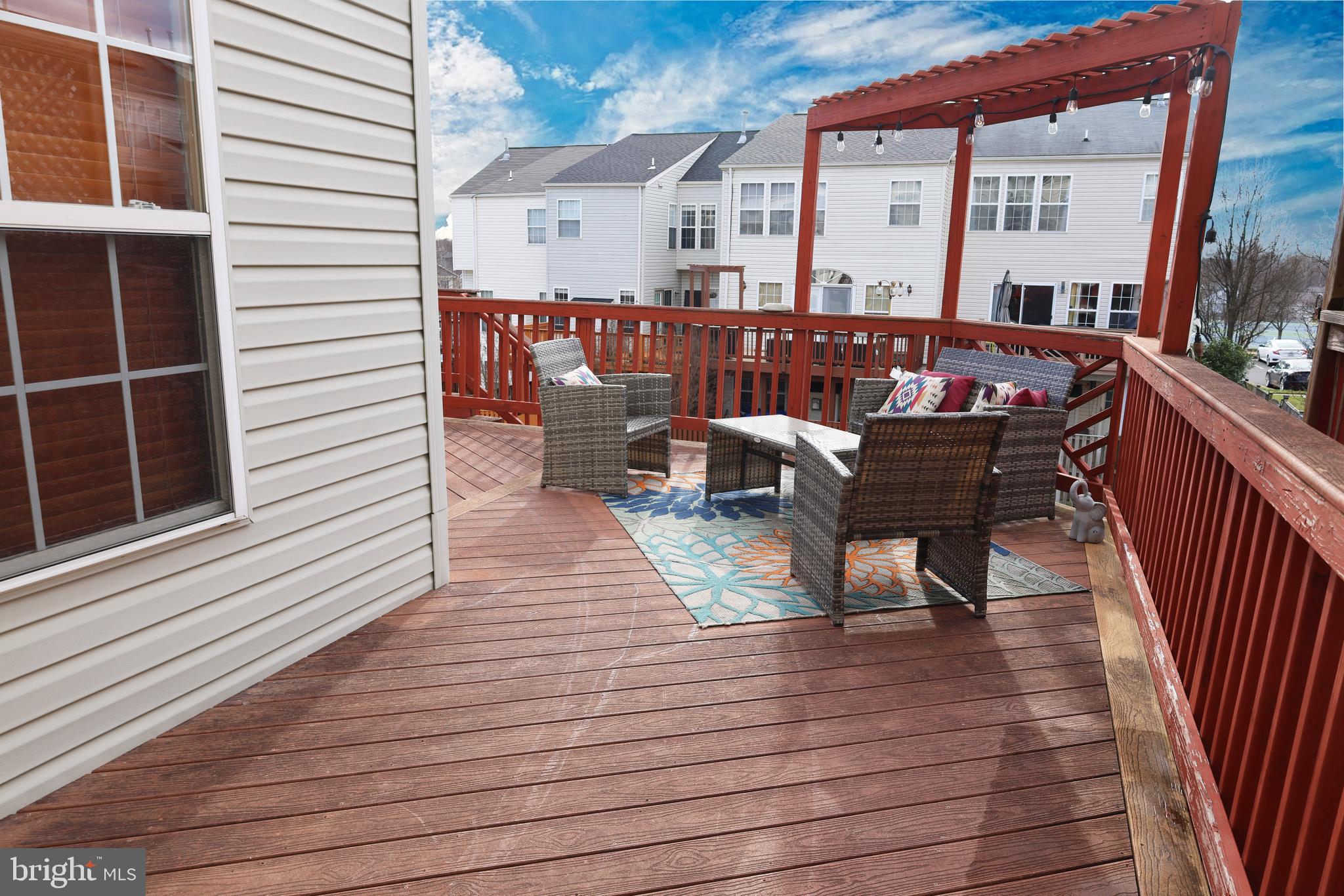 21795 Willesden Jct Terrace Sterling, VA 20166 - Photo 45 of 53 Great deck