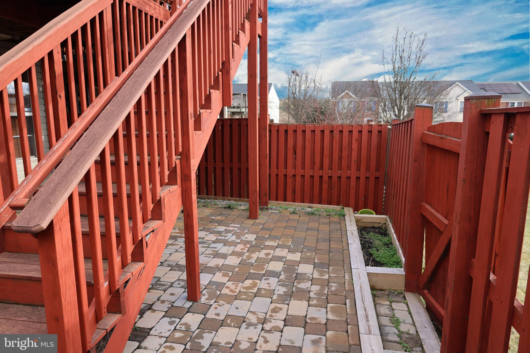 21795 Willesden Jct Terrace Sterling, VA 20166 - Photo 49 of 53 stairs from deck to patio