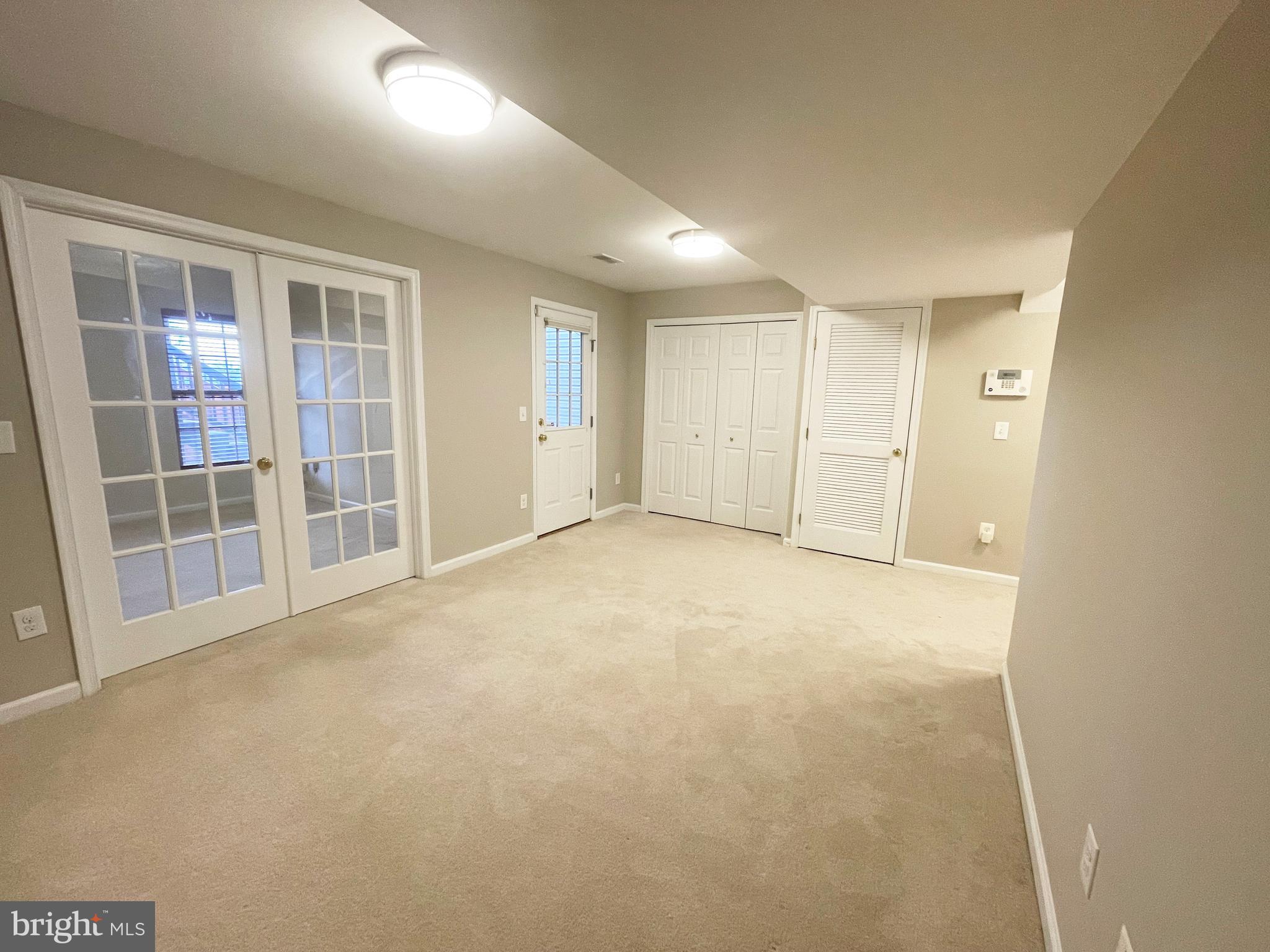 21795 Willesden Jct Terrace Sterling, VA 20166 - Photo 8 of 53 Entrance to Extra room or Office