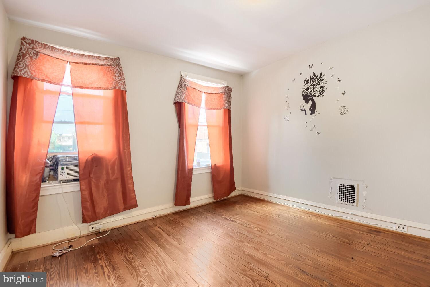 2807 East Biddle Street Baltimore, MD 21213 - Photo 13 of 17