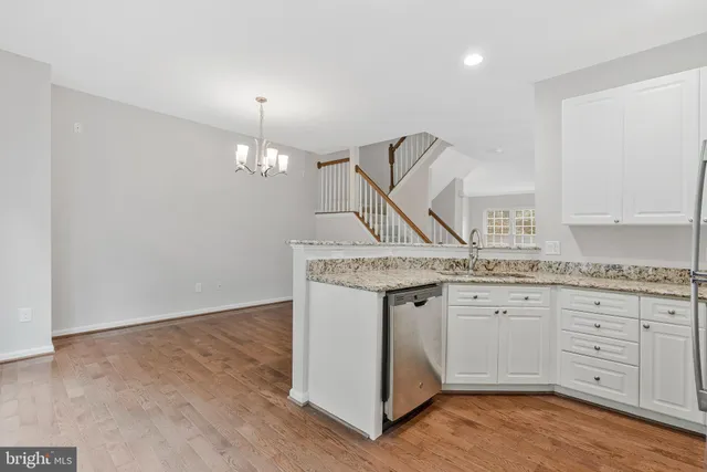 $825,000 | 12033 Edgemere Circle, Reston, VA 20190