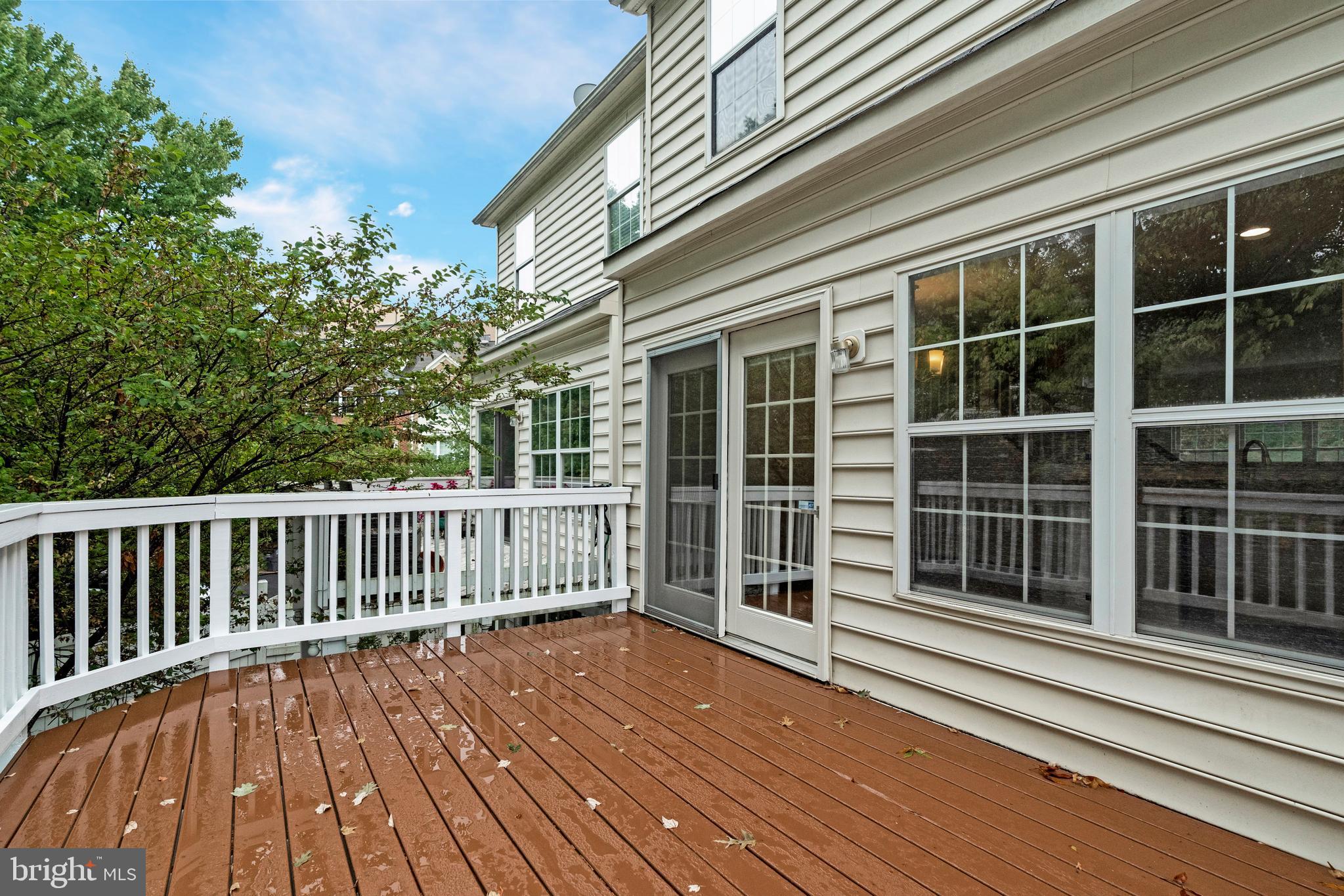 12033 Edgemere Circle Reston, VA 20190 - Photo 39 of 53 a view of a roof deck