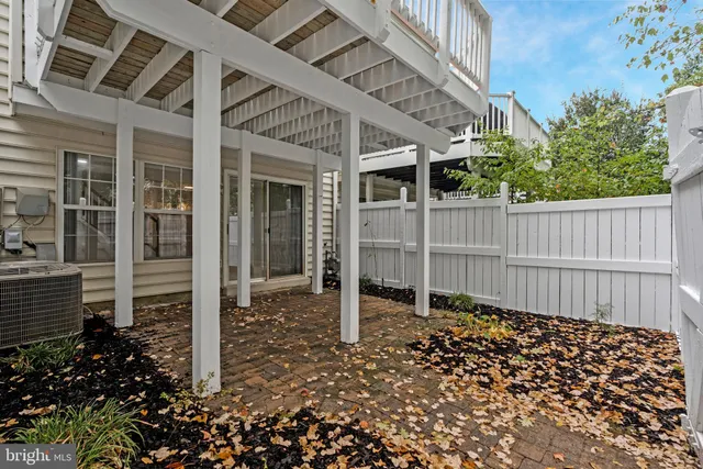 $825,000 | 12033 Edgemere Circle, Reston, VA 20190