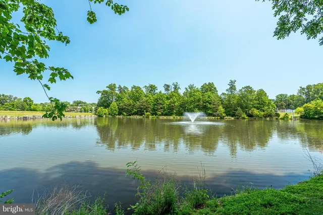 $825,000 | 12033 Edgemere Circle, Reston, VA 20190