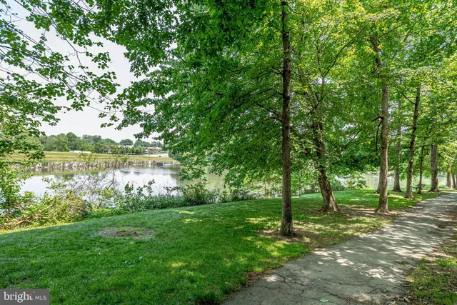 $825,000 | 12033 Edgemere Circle, Reston, VA 20190