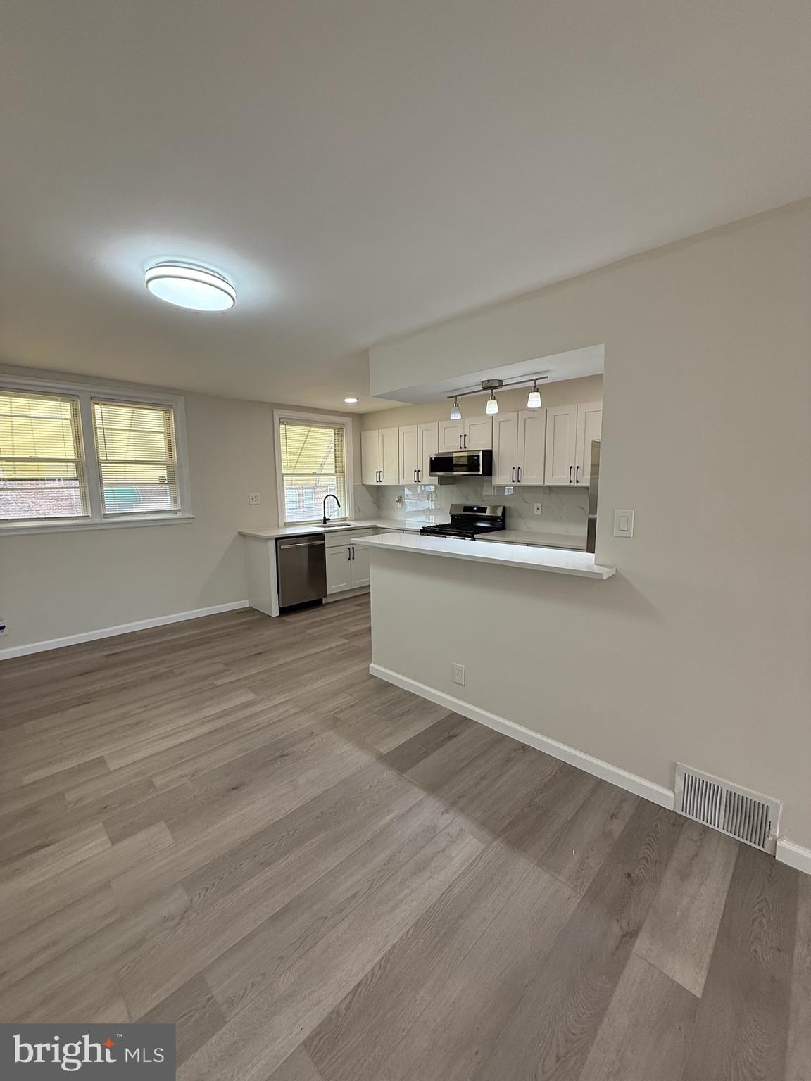 1610 Benner Street Philadelphia, PA 19149 - Photo 13 of 45 Open kitchen