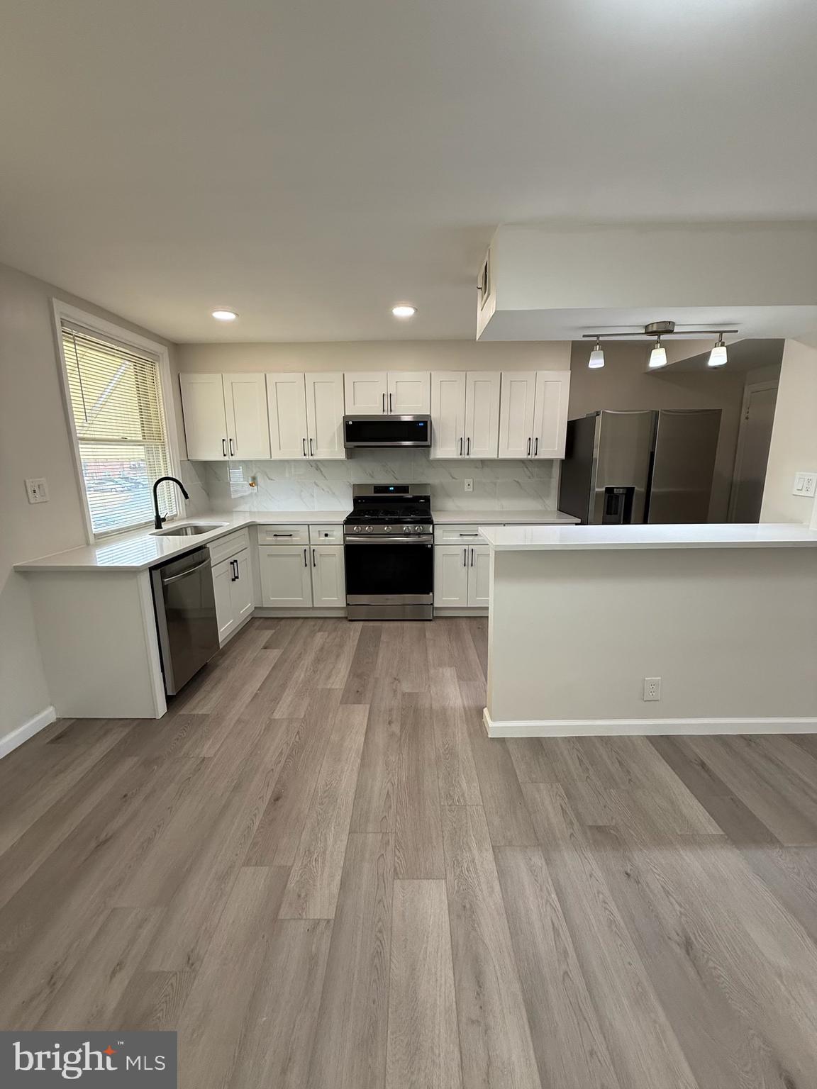 1610 Benner Street Philadelphia, PA 19149 - Photo 14 of 45 Open kitchen