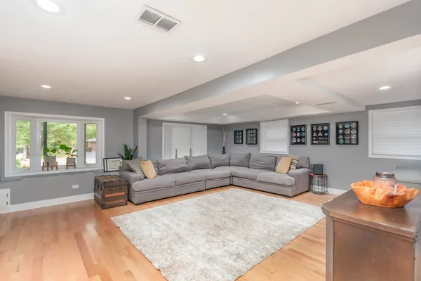 $415,000 | 11051 Elmwood Court, Mokena, IL 60448