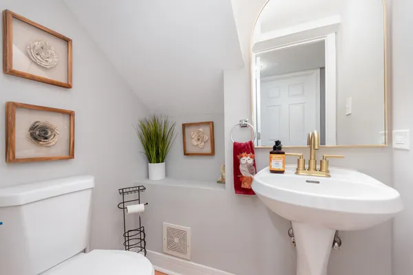 $415,000 | 11051 Elmwood Court, Mokena, IL 60448