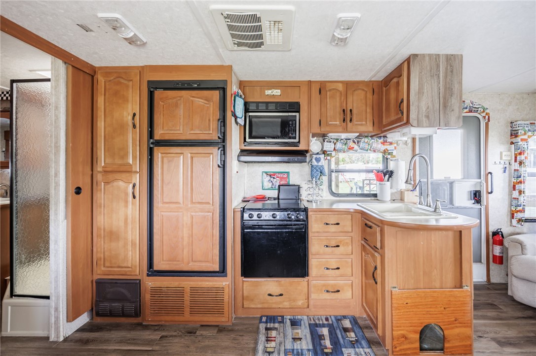 7945 Lake Road, Unit 55 Sodus, NY 14555 - Photo 12 of 28