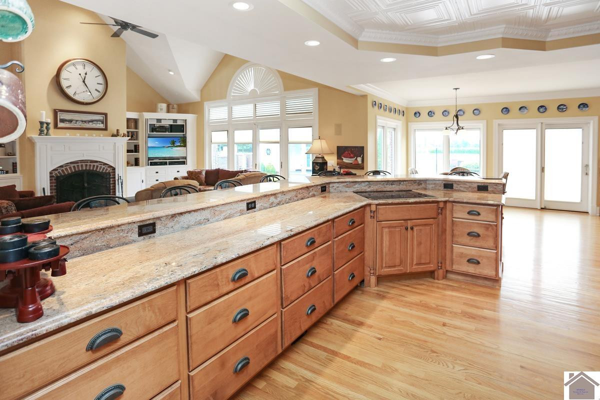 1066 Oaks Country Club Road Murray, KY 42071 - Photo 11 of 35 Photo 11