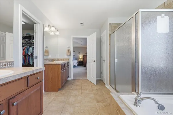 $870,000 | 25853 East Peakview Place, Aurora, CO 80016