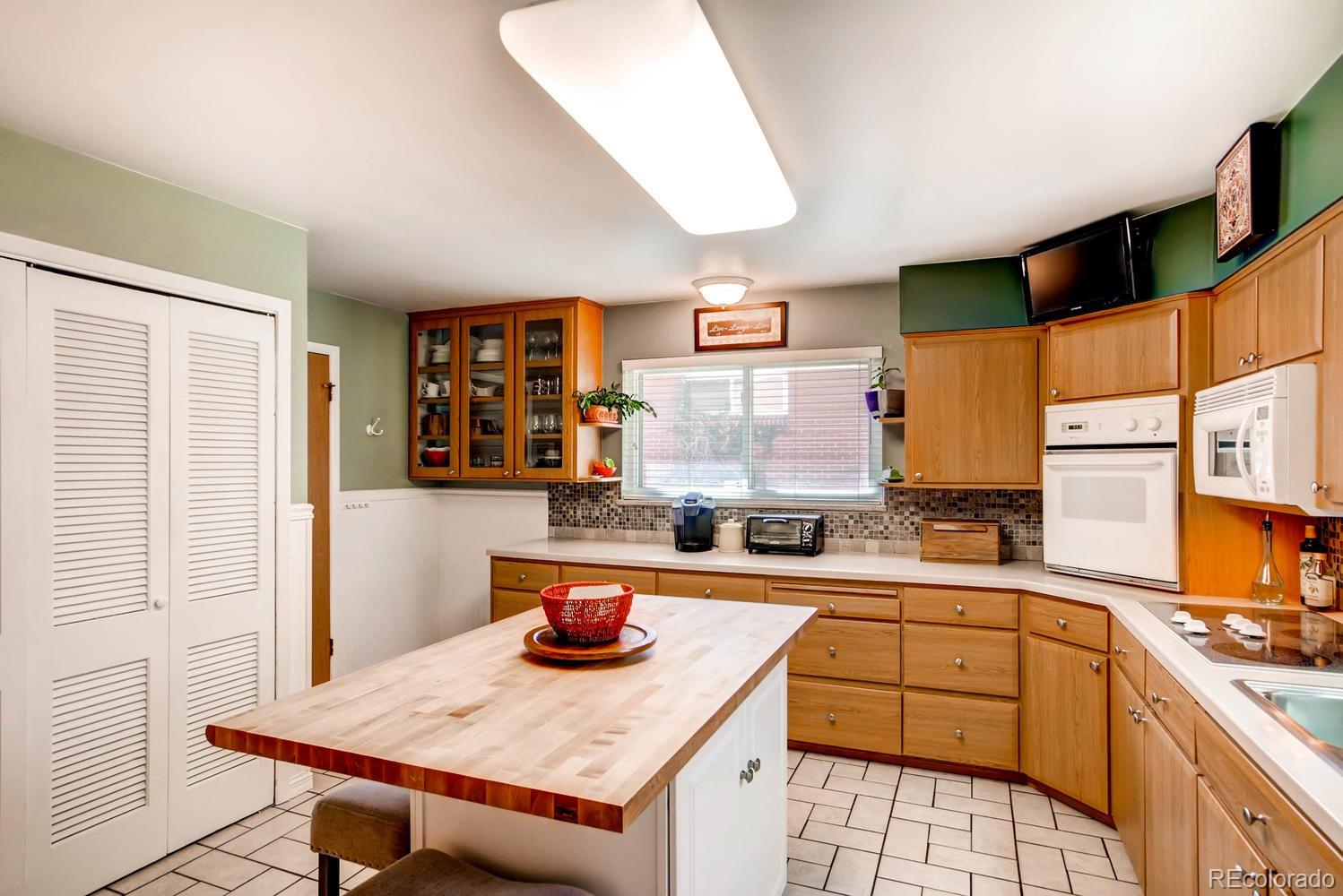 4009 Allison Street Wheat Ridge, CO 80033 - Photo 10 of 26 Gallery Image 10