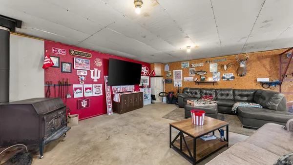 $497,500 | 2754 US Highway 50 East, Bedford, IN 47421