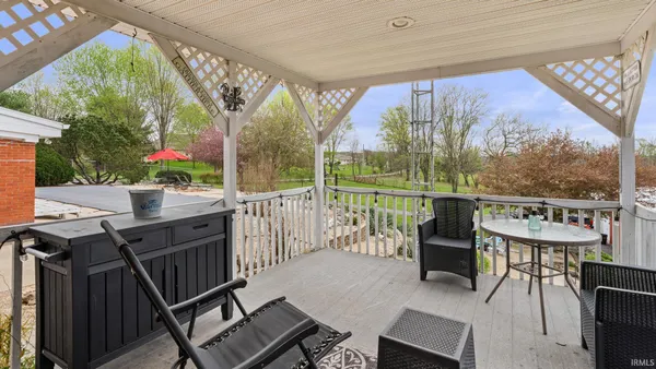 $497,500 | 2754 US Highway 50 East, Bedford, IN 47421