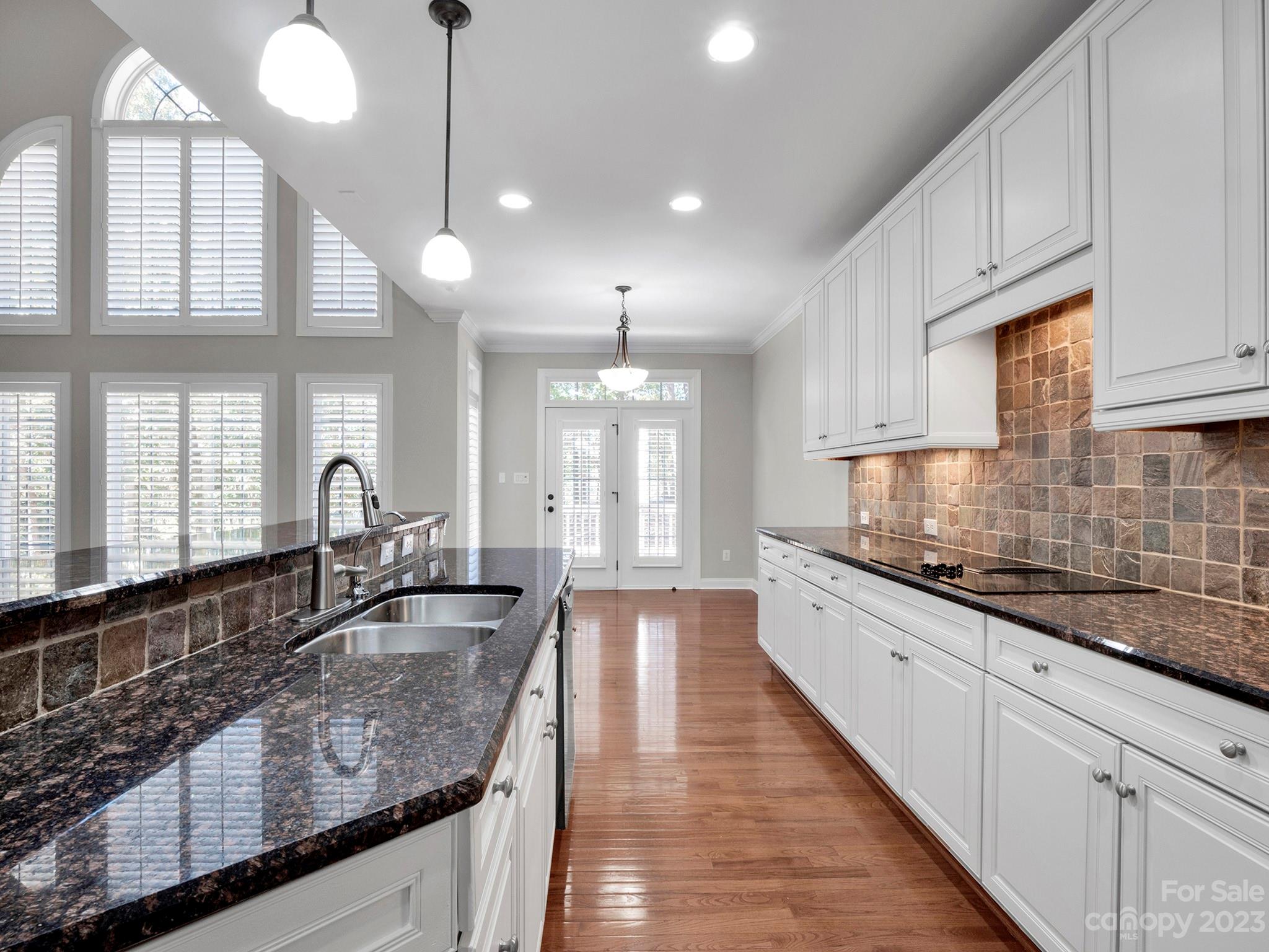 16525 Turtle Point Road Charlotte, NC 28278 - Photo 18 of 47 Gallery Image 18
