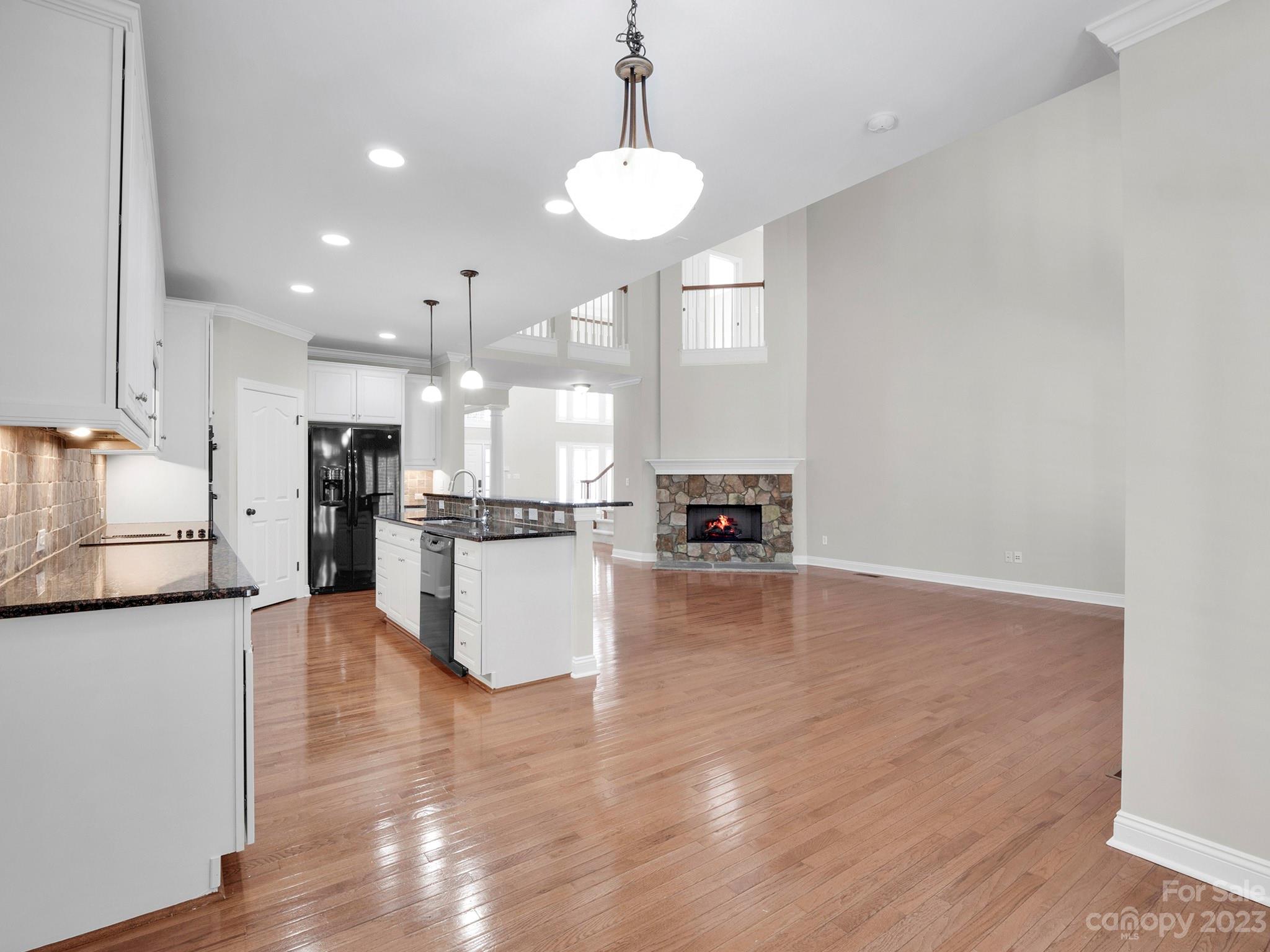 16525 Turtle Point Road Charlotte, NC 28278 - Photo 20 of 47 Gallery Image 20