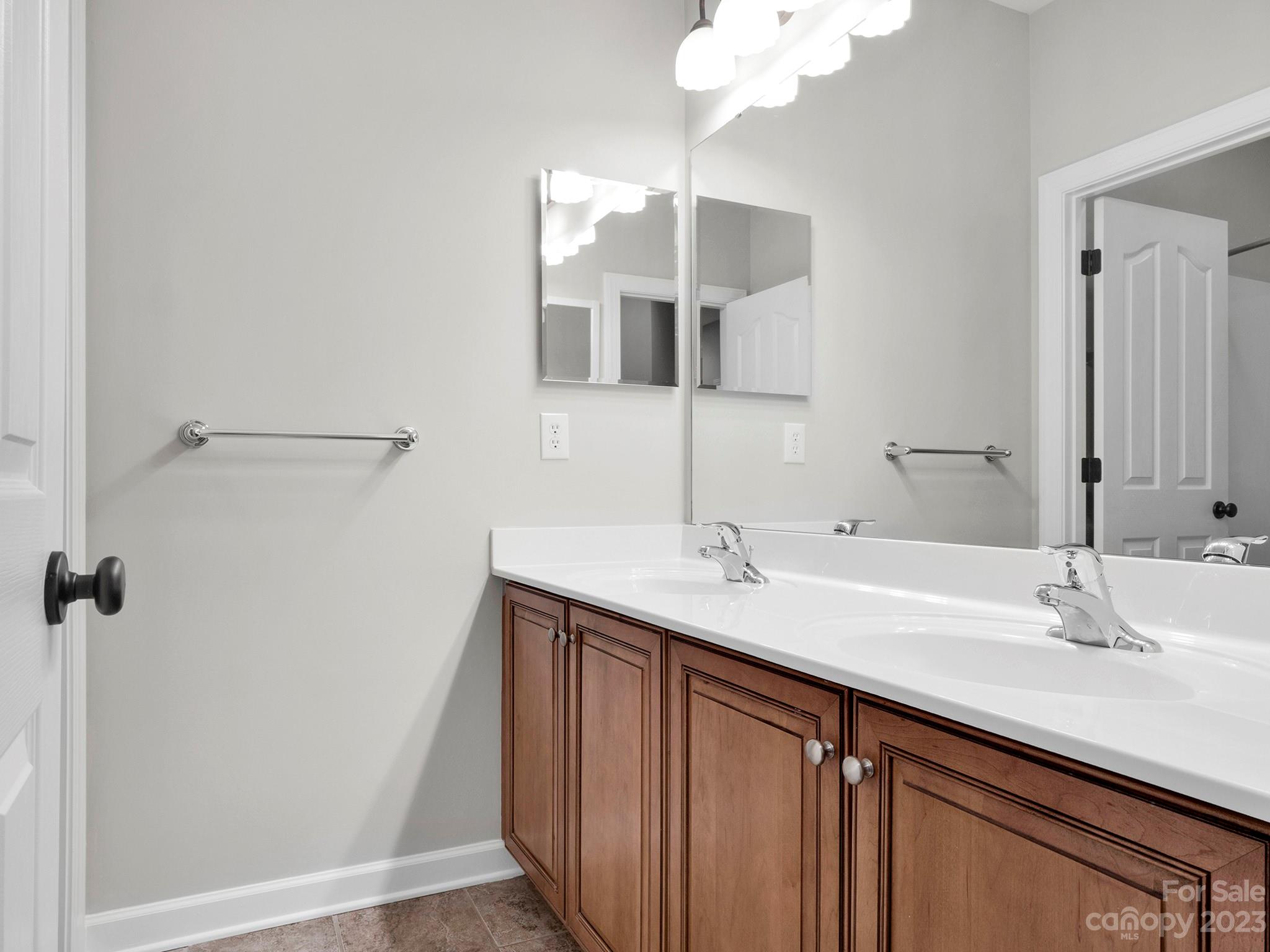 16525 Turtle Point Road Charlotte, NC 28278 - Photo 40 of 47 Gallery Image 40