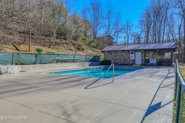 $174,900 | 1081 Cove Road, Unit 1034, Sevierville, TN 37876