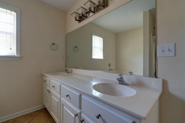 $2,195 | 7864 High Maple Circle, North Charleston, SC 29418