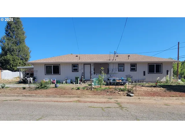 a house view with a sitting space