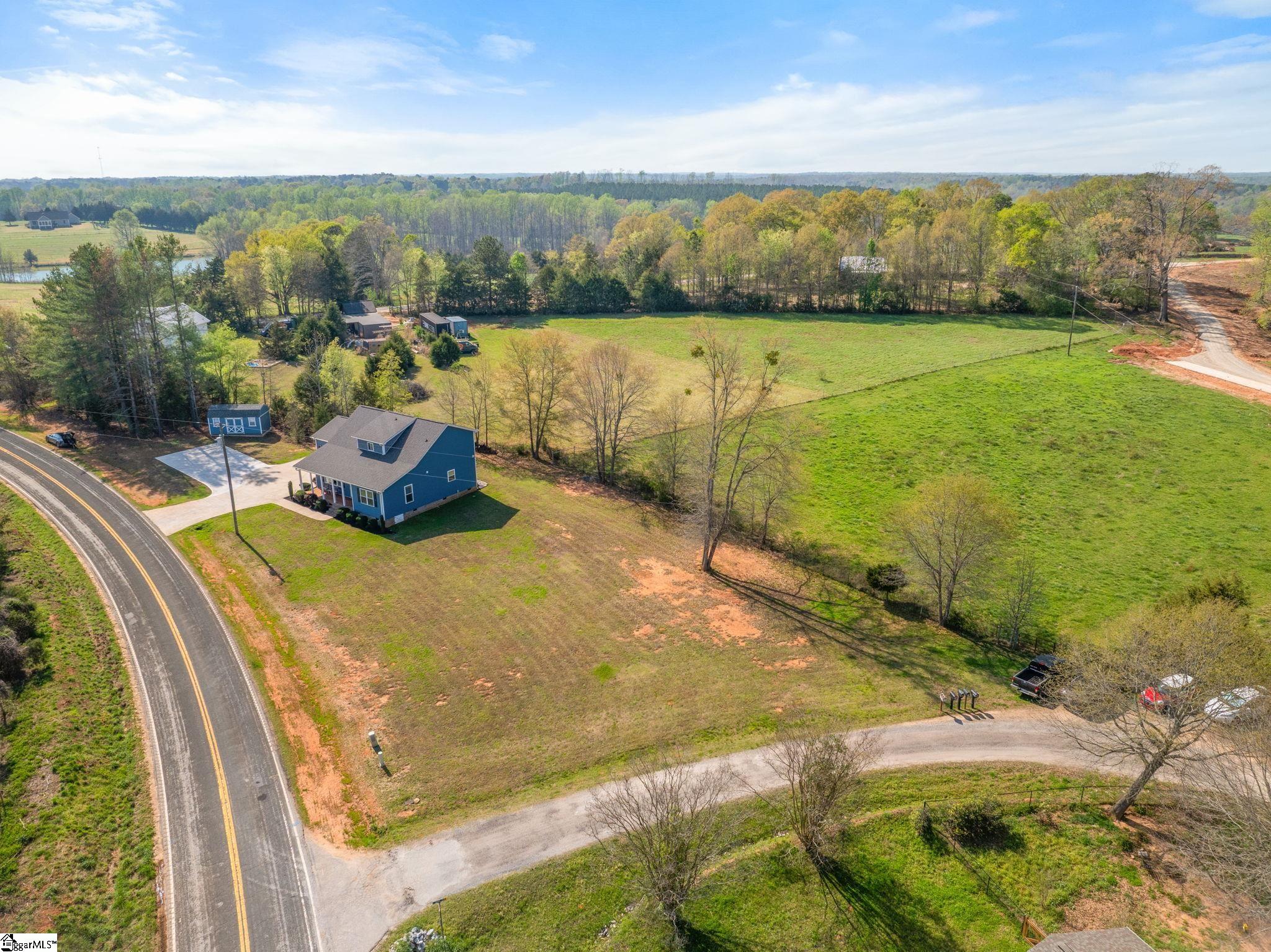 2762 Allen Bridge Road Fountain Inn, SC 29644 - Photo 36 of 41
